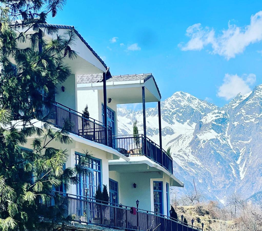 Faraway Cottages, Auli Joshīmath Екстериор снимка