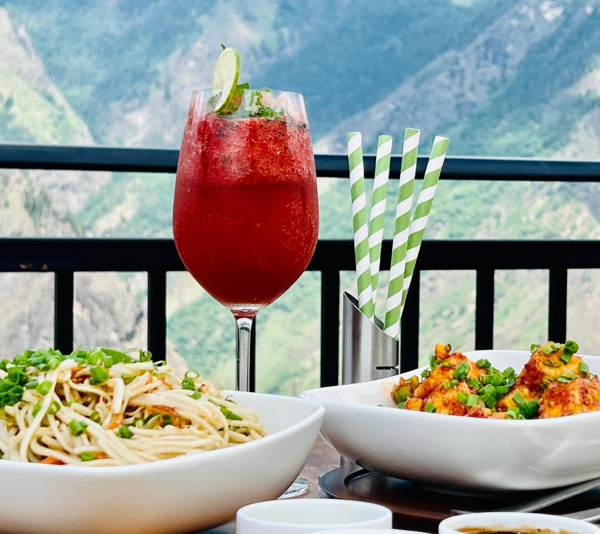Faraway Cottages, Auli Joshīmath Екстериор снимка