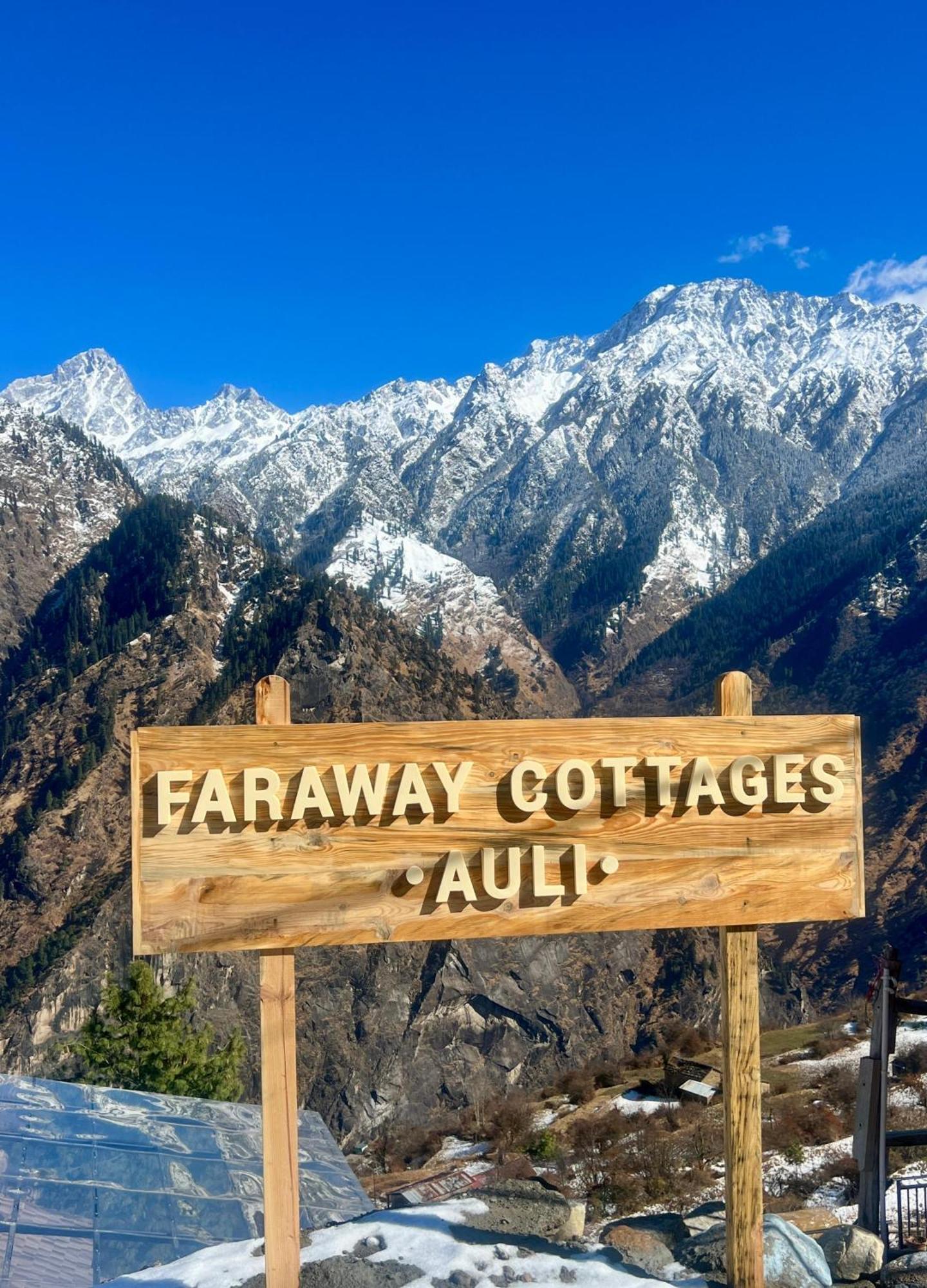 Faraway Cottages, Auli Joshīmath Екстериор снимка